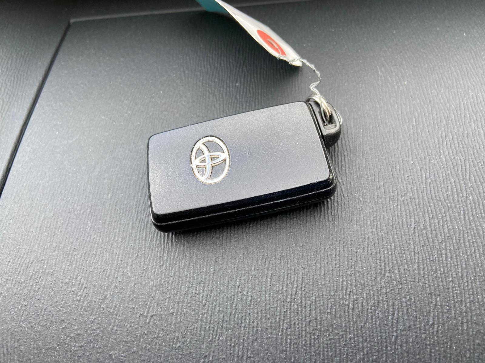 2012 Toyota Noah